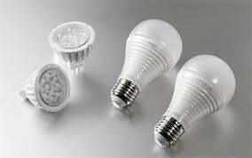 SI-I8W041140EU Samsung E27 3,6W 2700K 250lm 140d NoDim - 1